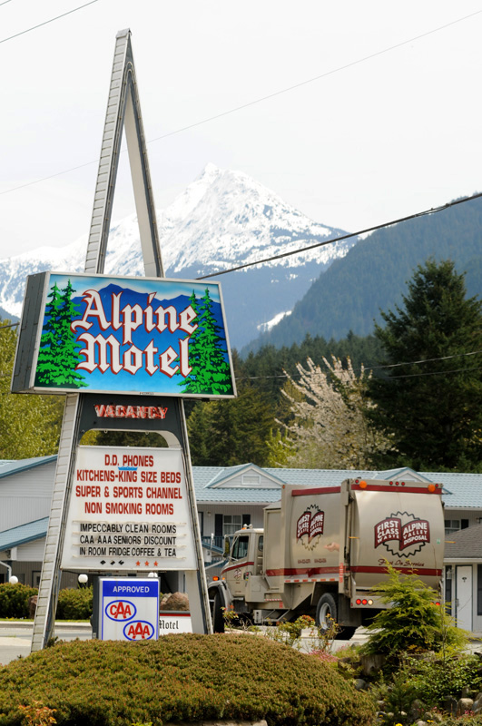 Alpine Motel Hope BC 2014